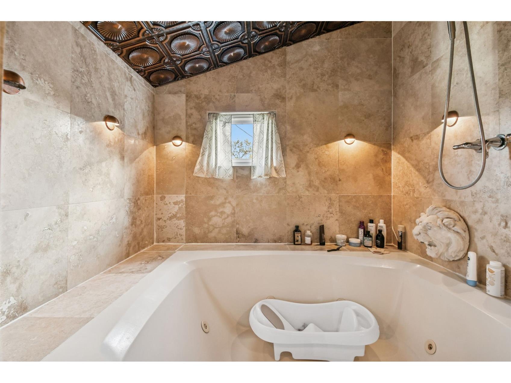 945 11th Street N Saint Petersburg FL 33705 TB8478997 image33