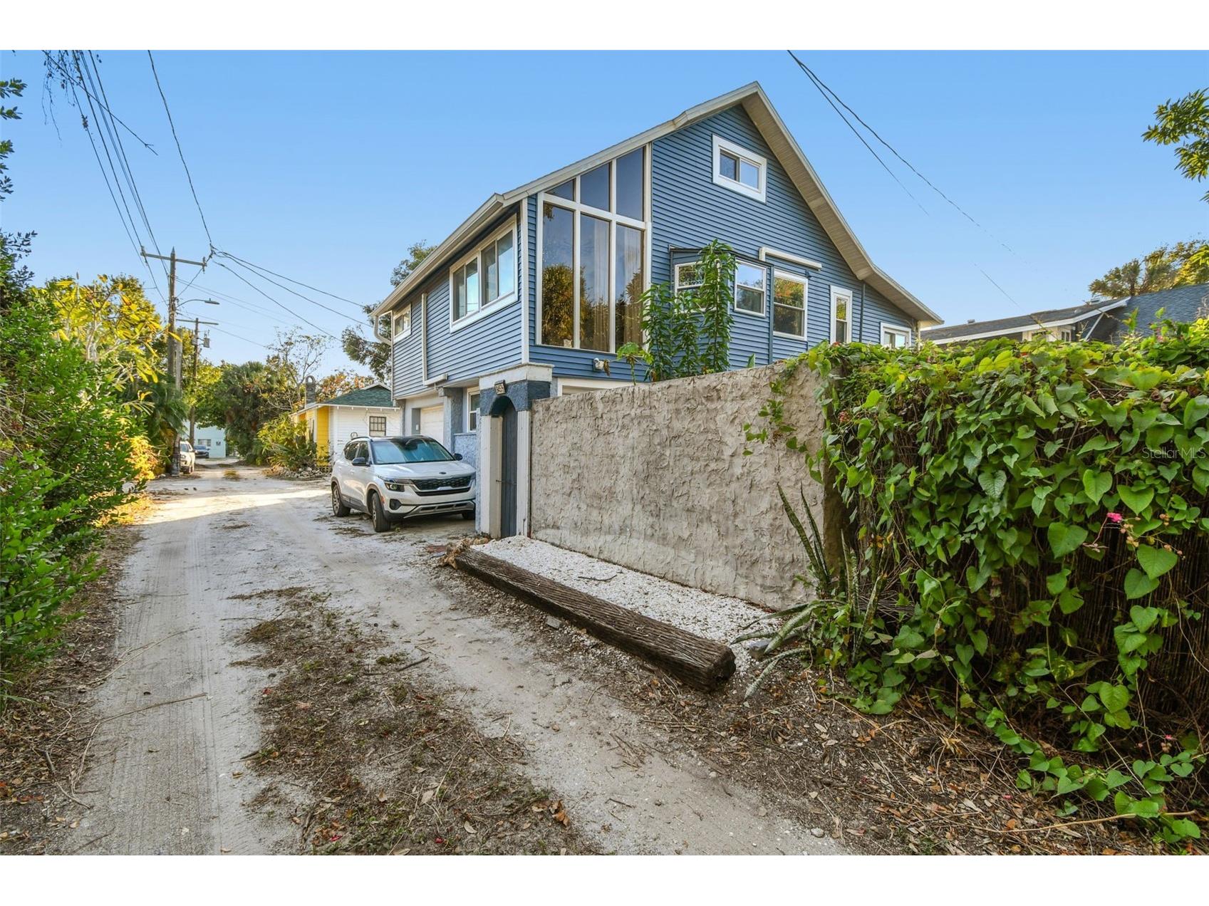 945 11th Street N Saint Petersburg FL 33705 TB8478997 image48