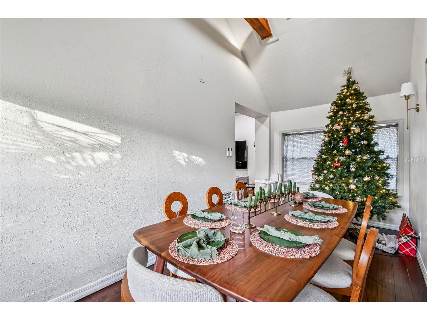 945 11th Street N Saint Petersburg FL 33705 TB8478997 image7