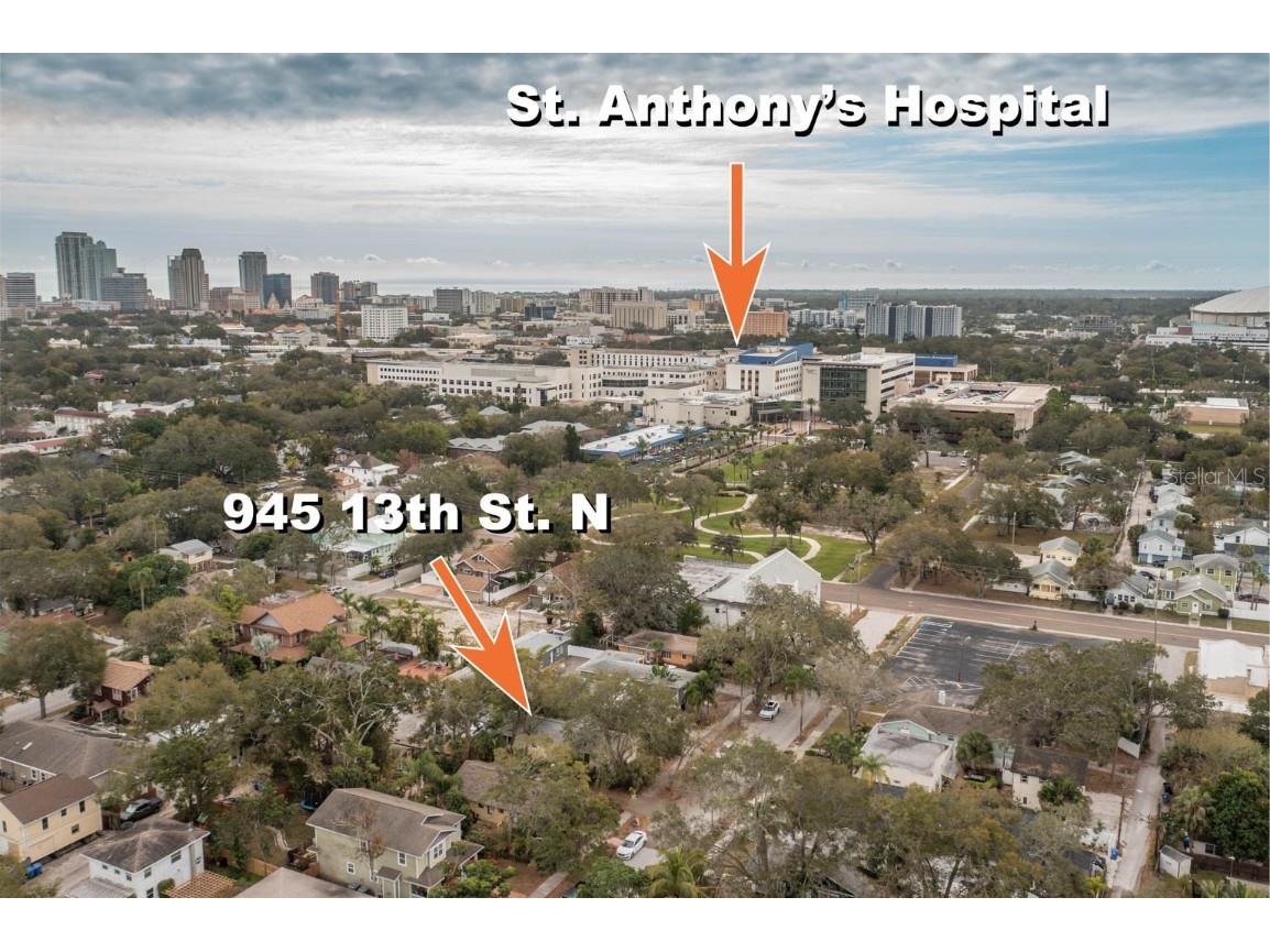 945 13th Street N Saint Petersburg FL 33705 U8188909 image1