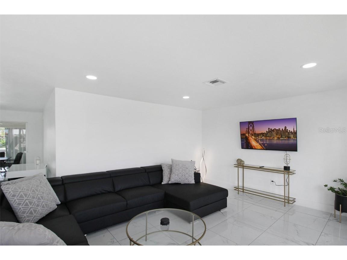 945 Bal Harbor Boulevard Punta Gorda FL 33950 A4649808 image10