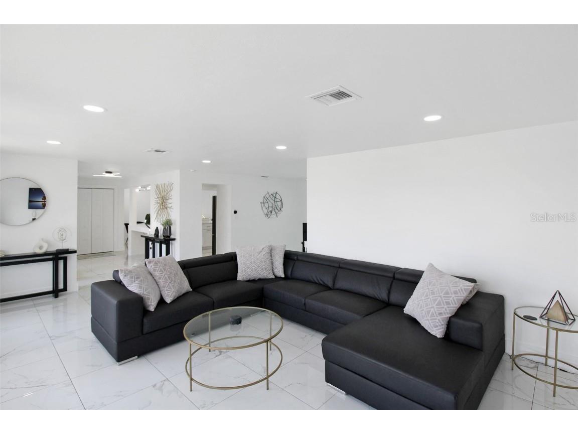 945 Bal Harbor Boulevard Punta Gorda FL 33950 A4649808 image13