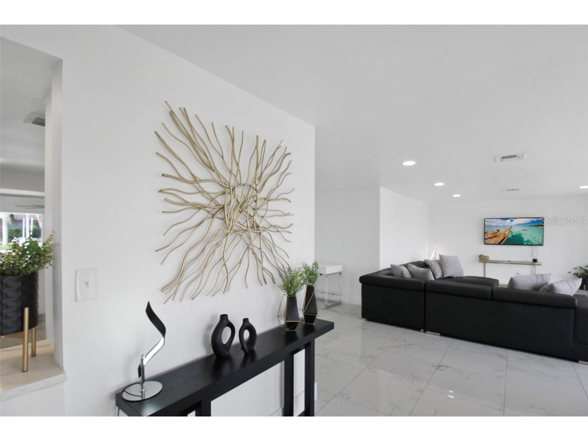 945 Bal Harbor Boulevard Punta Gorda FL 33950 A4649808 image6