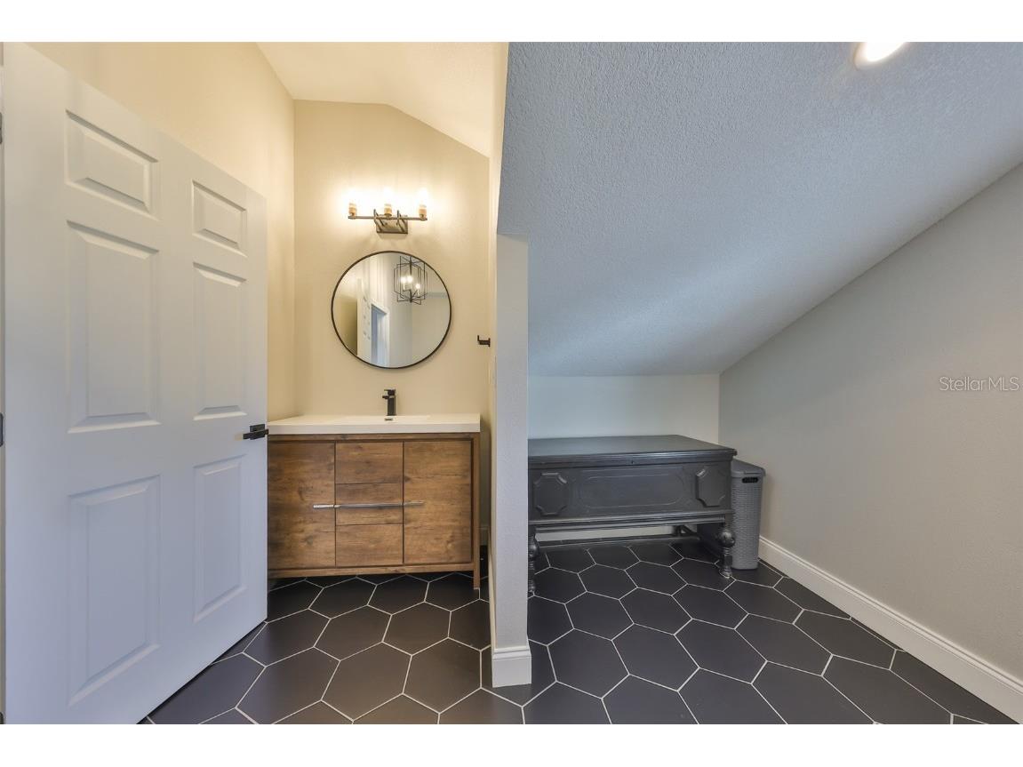 945 Bunker View Drive Apollo Beach FL 33572 TB8380877 image40