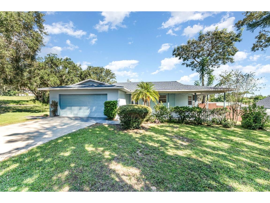 945 Shawna Shores Haines City FL 33844 TB8438930 image1