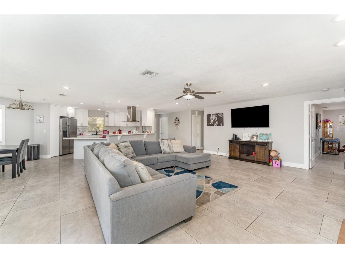 945 Shawna Shores Haines City FL 33844 TB8438930 image5