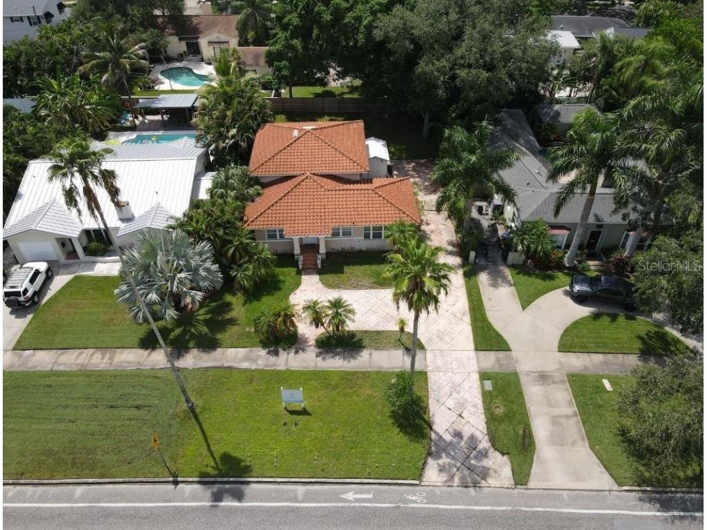 945 Snell Isle Boulevard NE Saint Petersburg FL 33704 U8230260 image1