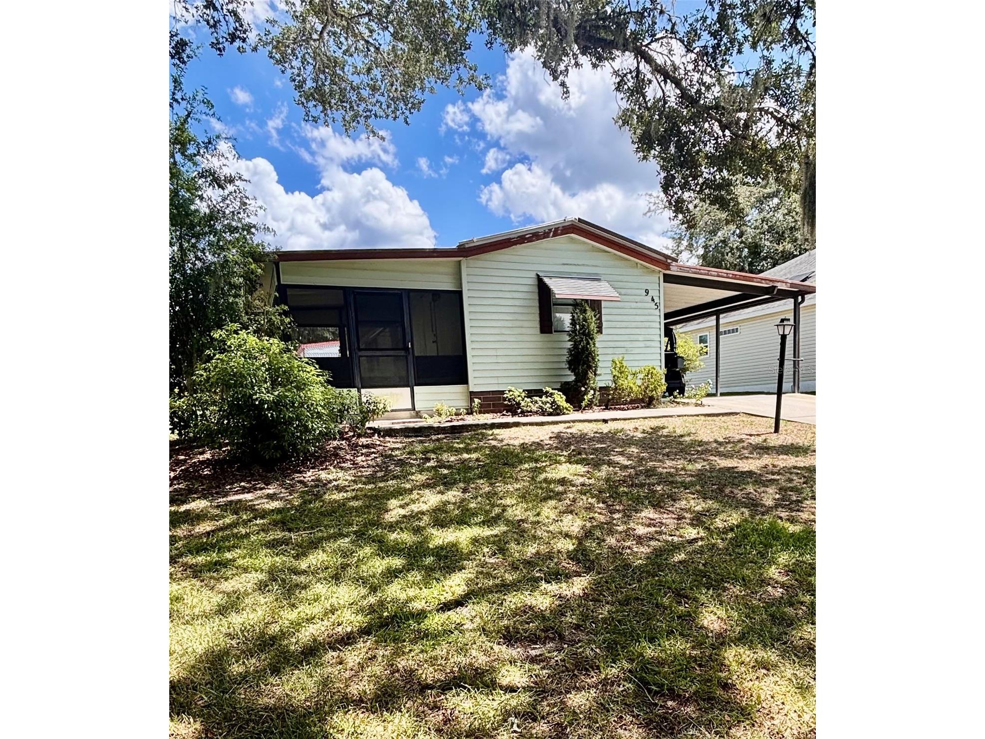 945 Tarrson Boulevard Lady Lake FL 32159 G5114705 image2