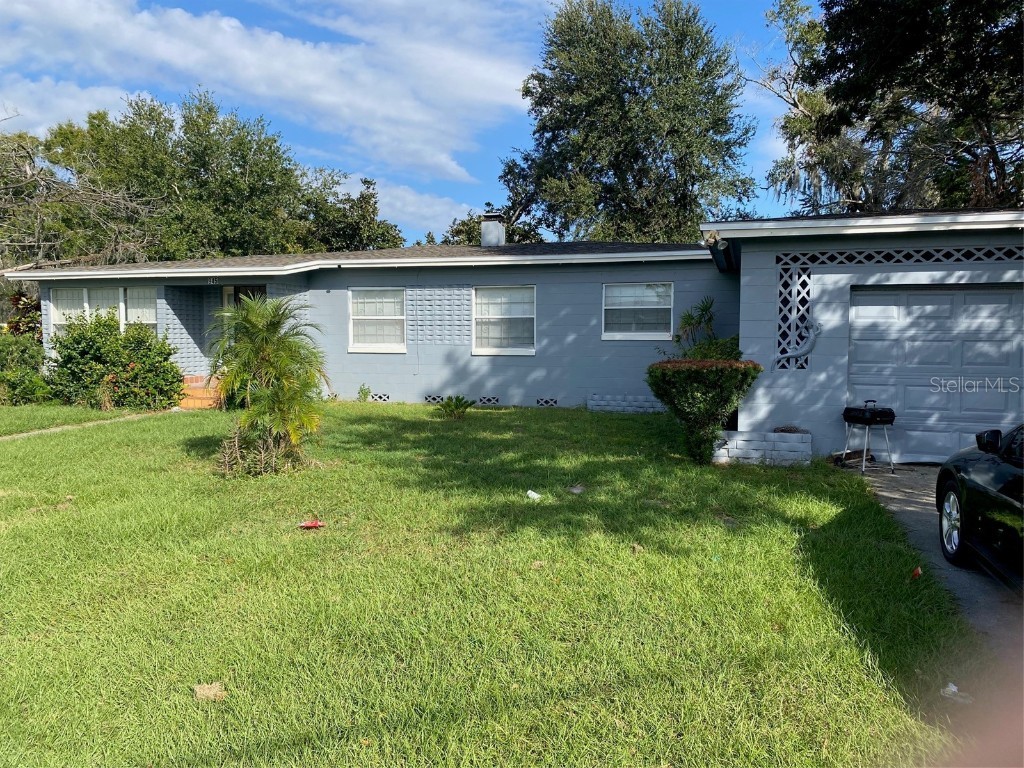 945 W Lake Mann Drive Orlando FL 32805 O6158745 image1