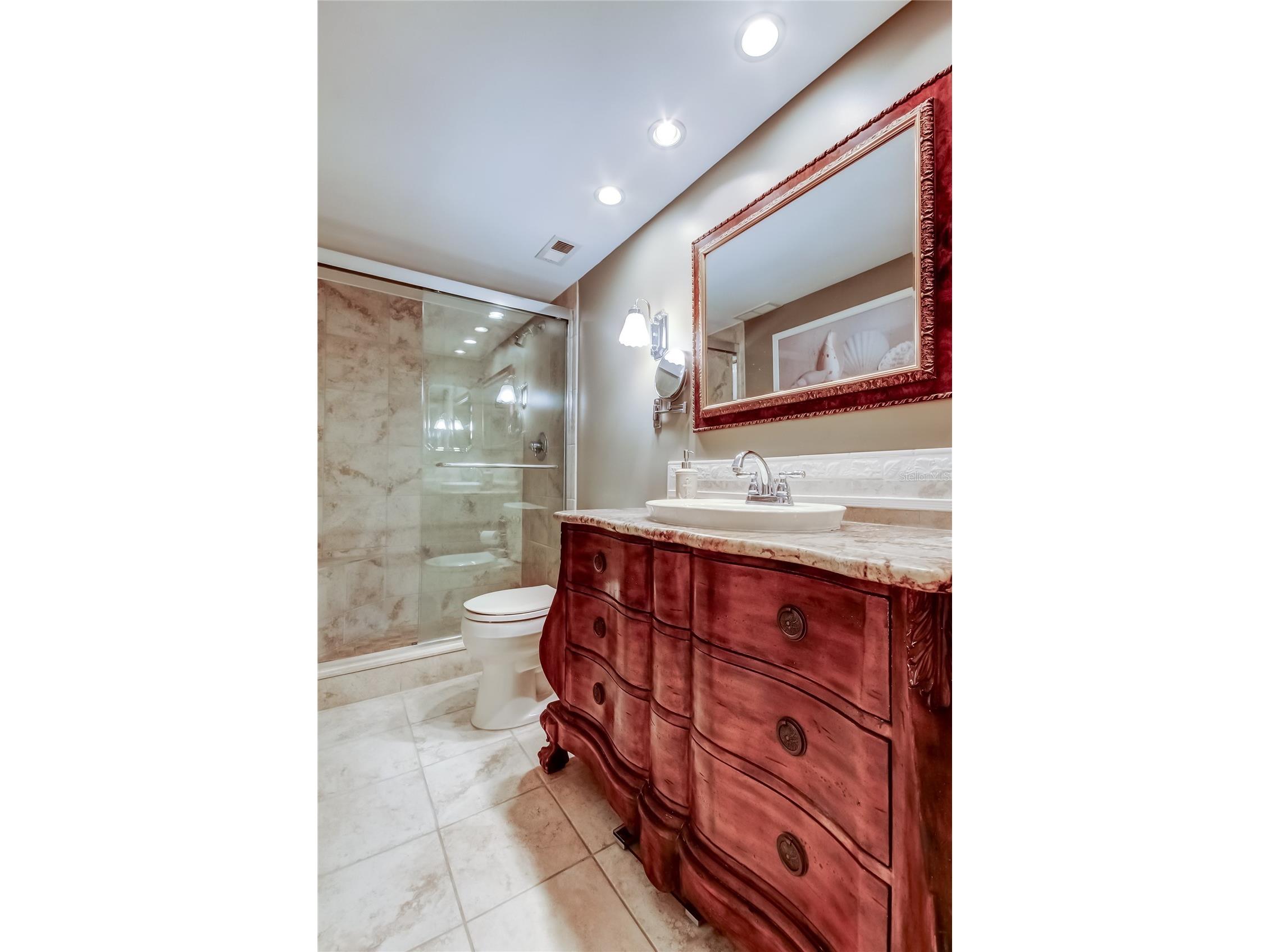 9450 Harbor Greens Way #301 Seminole FL 33776 TB8526556 image28