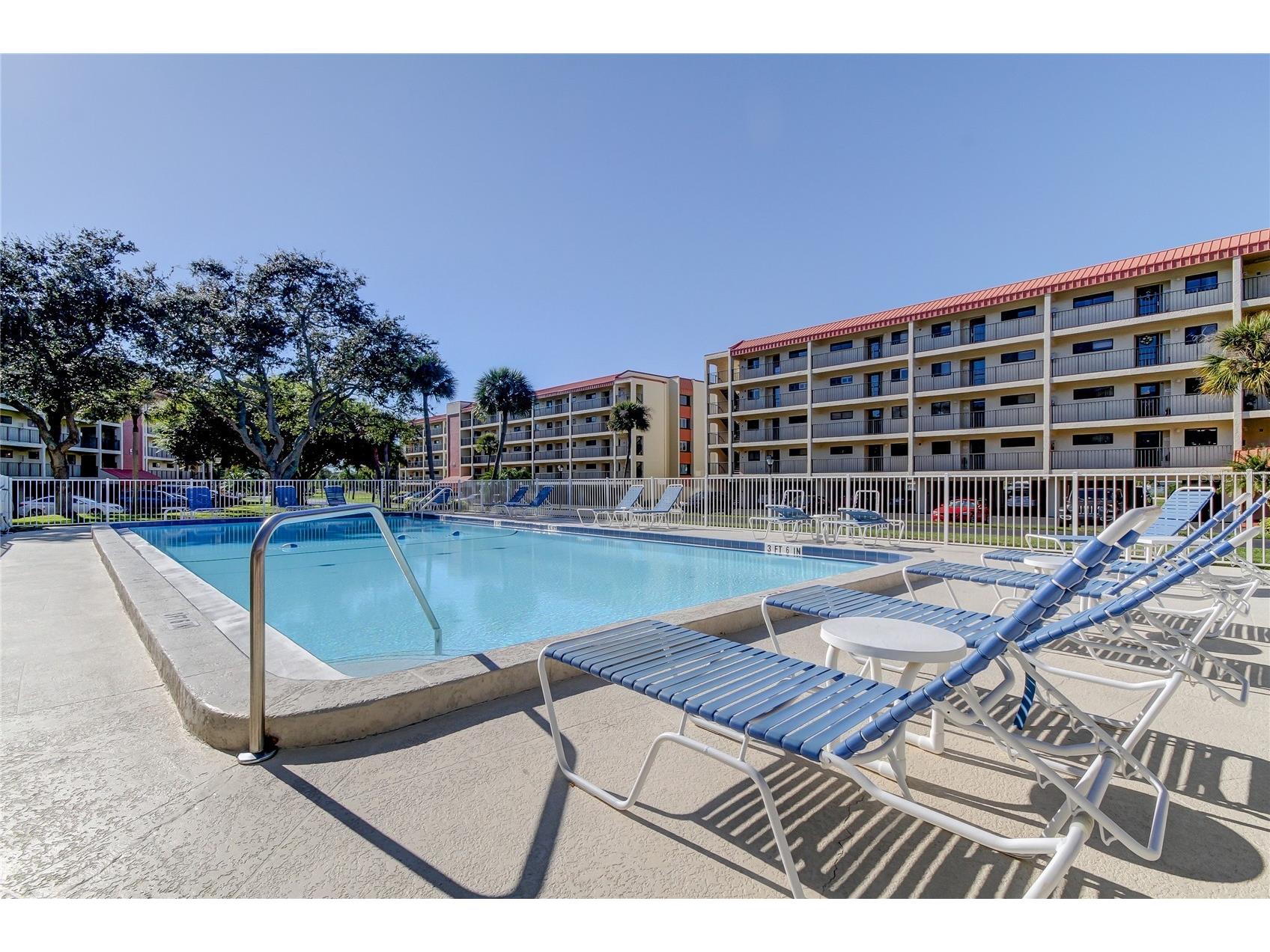 9450 Harbor Greens Way #301 Seminole FL 33776 TB8526556 image51