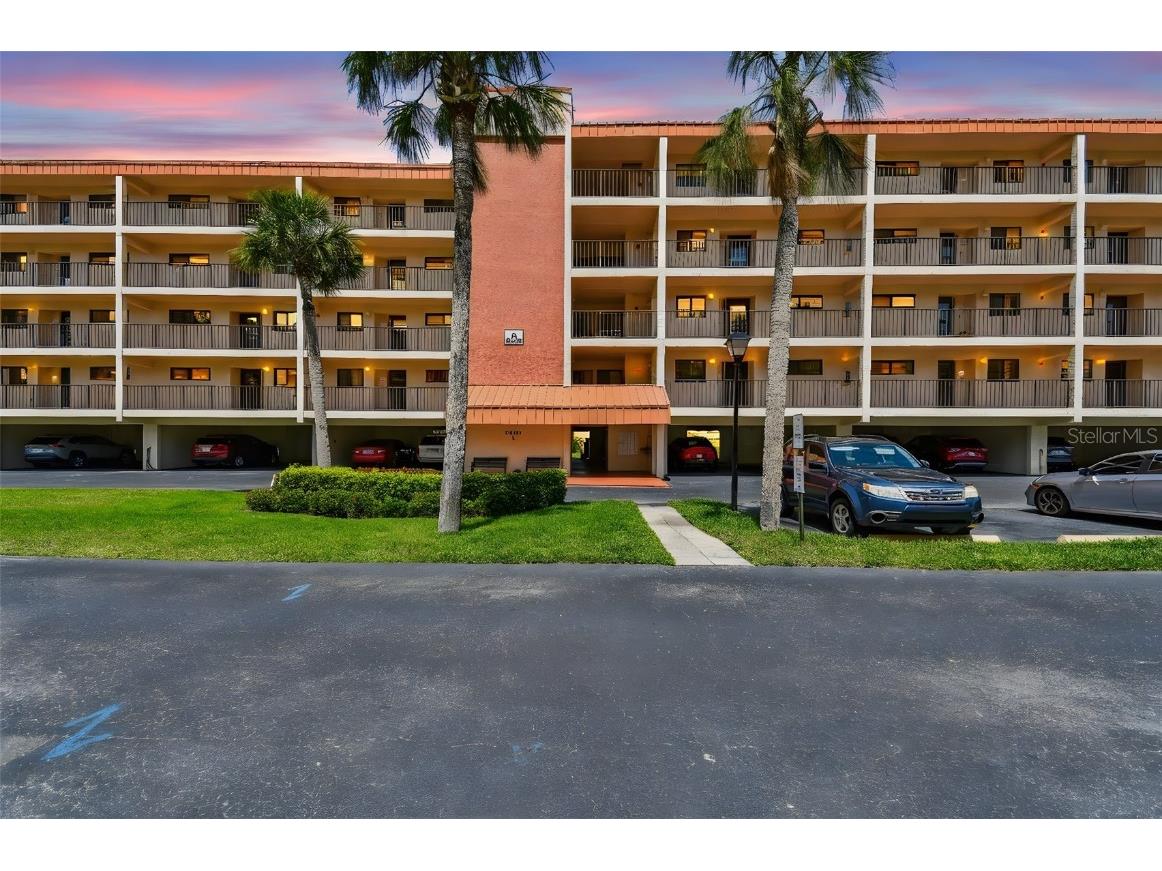 9450 Harbor Greens Way #403 Seminole FL 33776 TB8371738 image1