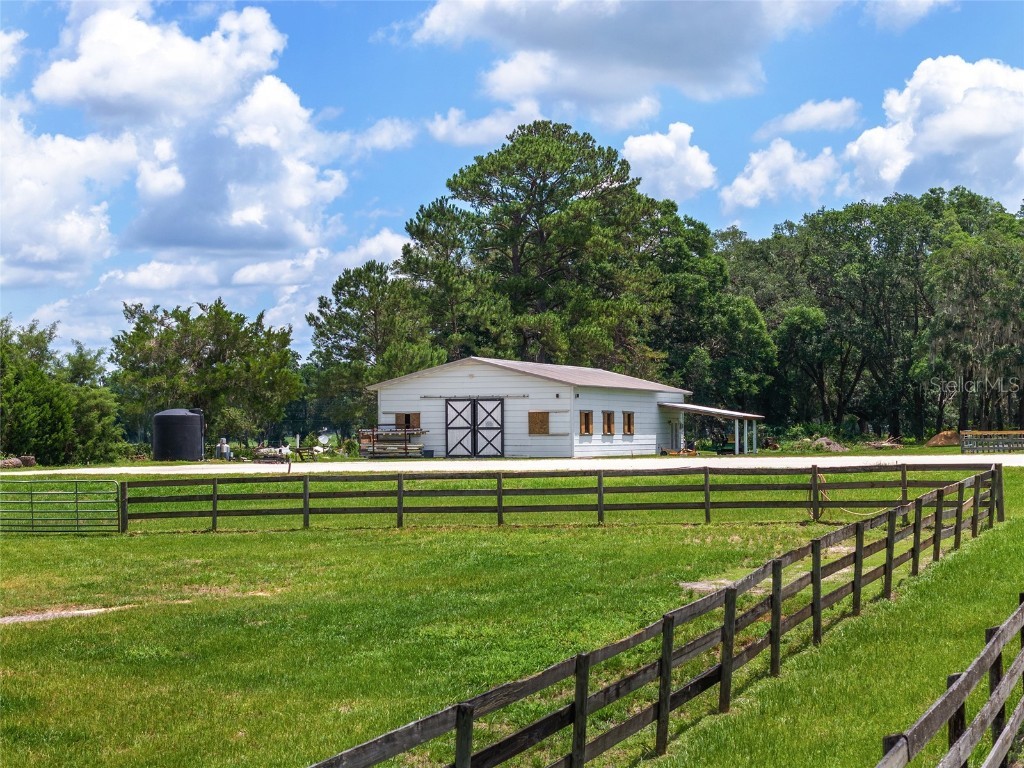 9450 NW 150th Avenue Morriston FL 32668 OM702344 image37