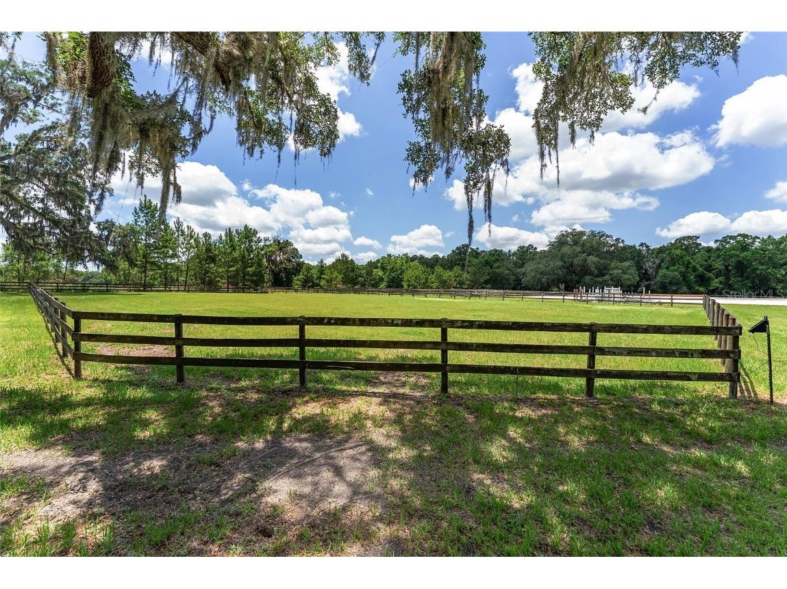 9450 NW 150th Avenue Morriston FL 32668 OM702344 image39