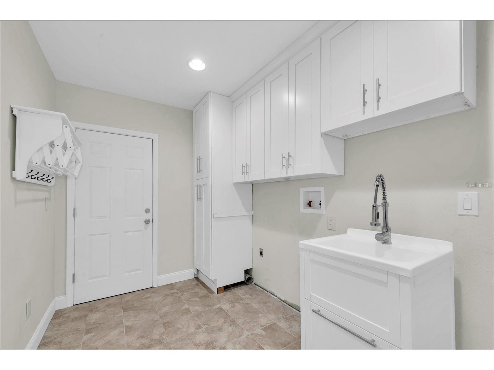 9453 Treasure Lane NE Saint Petersburg FL 33702 TB8463125 image22