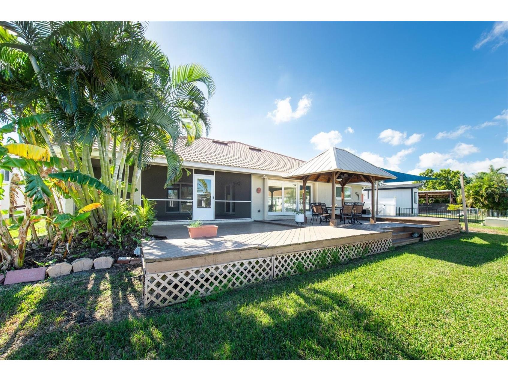 9453 Treasure Lane NE Saint Petersburg FL 33702 TB8463125 image31