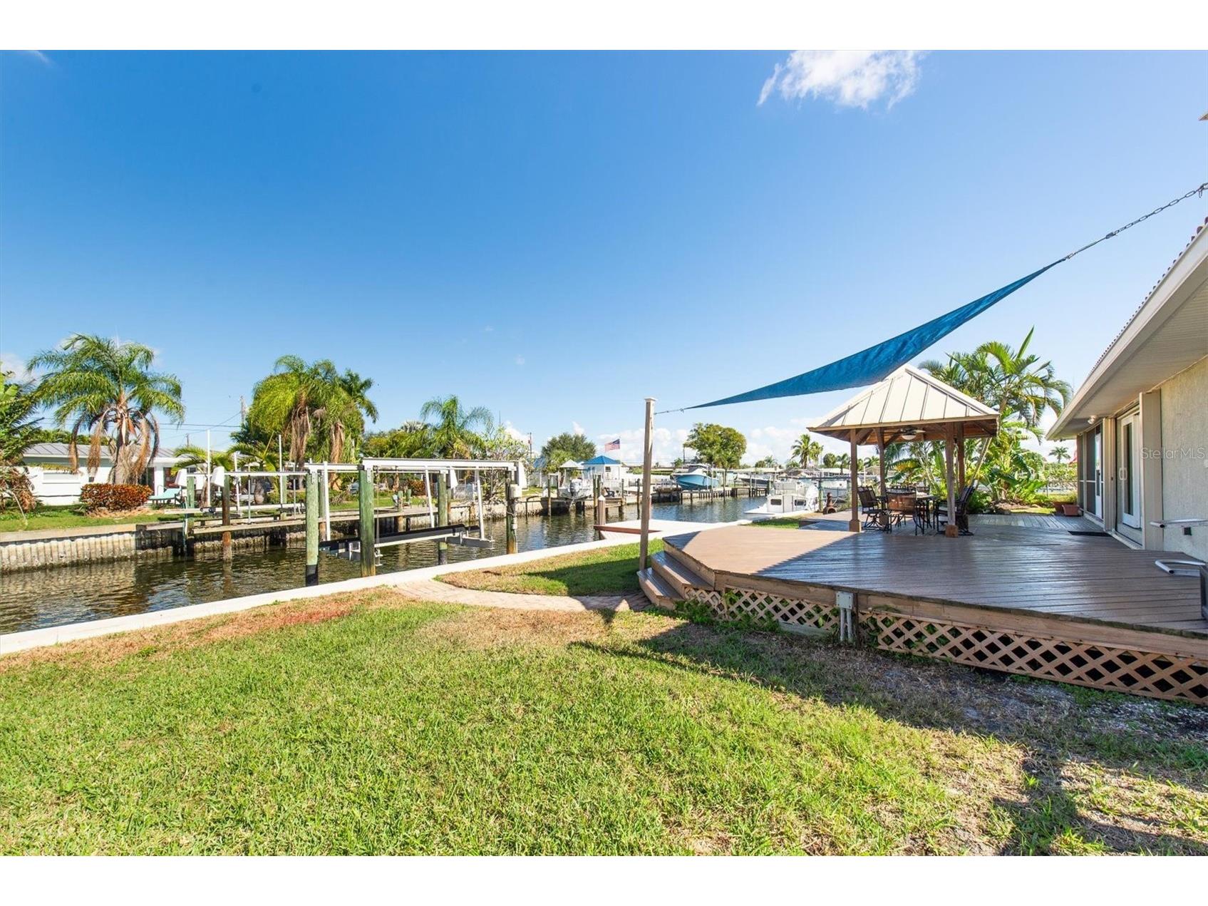 9453 Treasure Lane NE Saint Petersburg FL 33702 TB8463125 image32