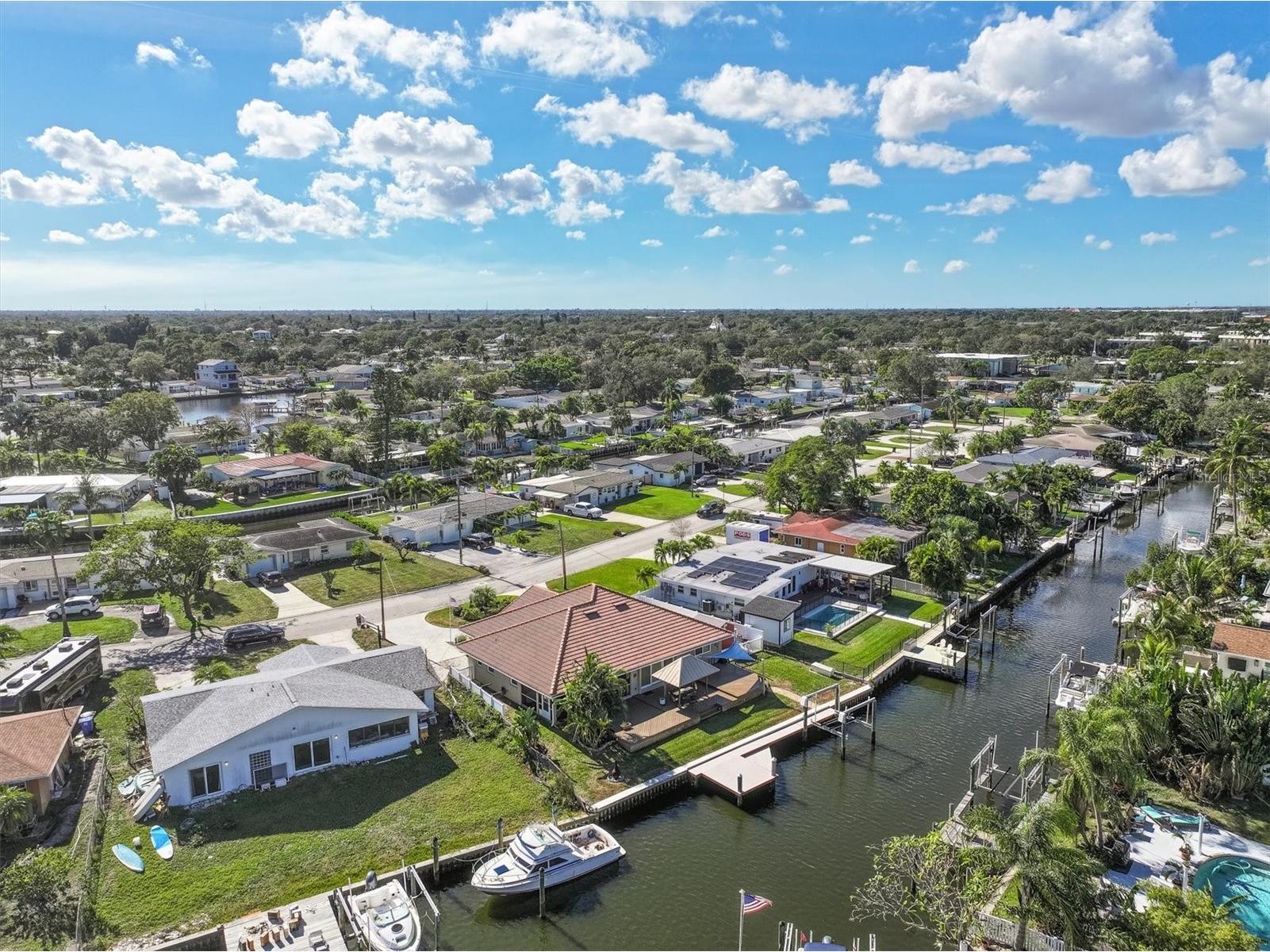 9453 Treasure Lane NE Saint Petersburg FL 33702 TB8463125 image36