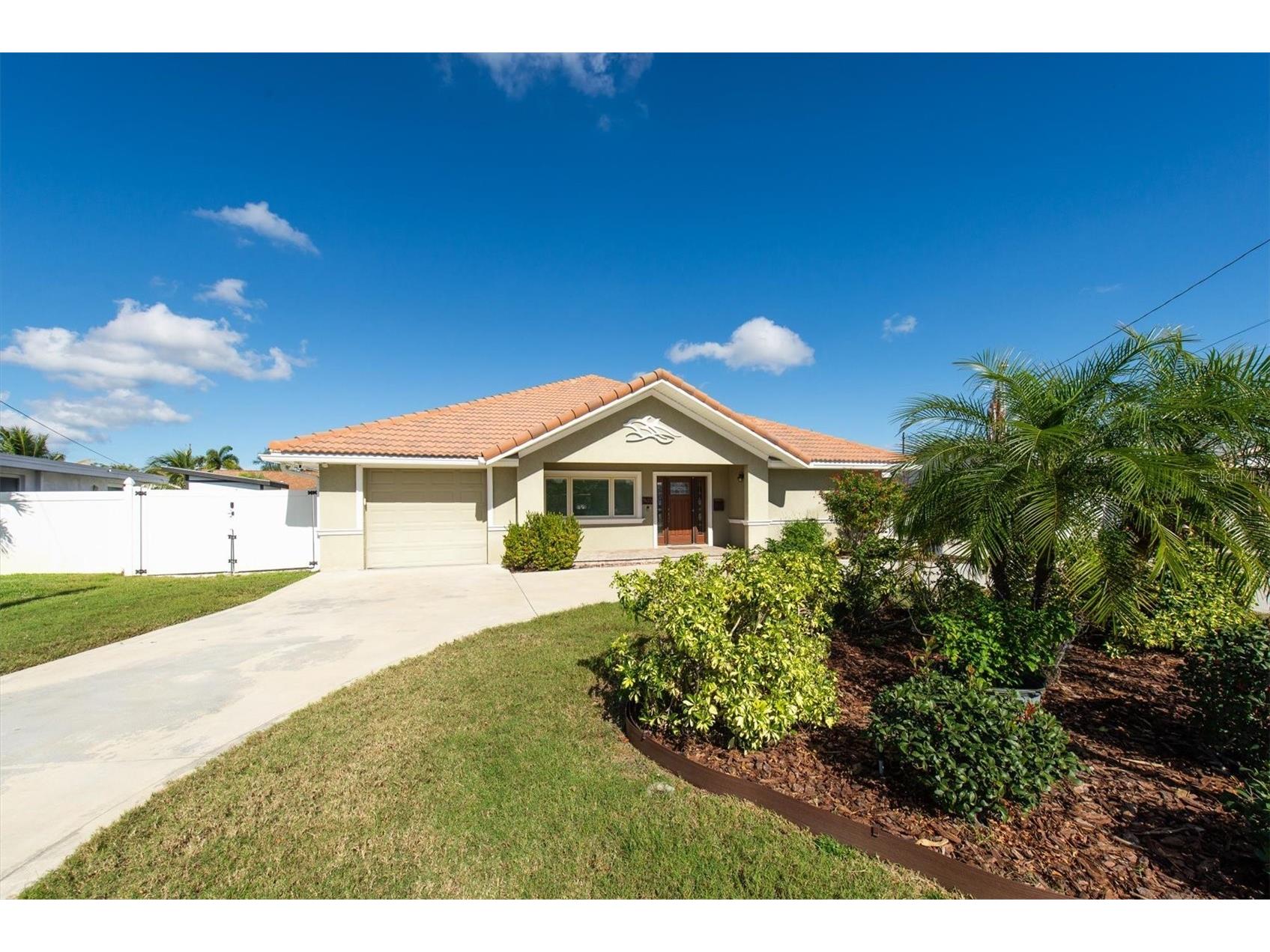 9453 Treasure Lane NE Saint Petersburg FL 33702 TB8463125 image38