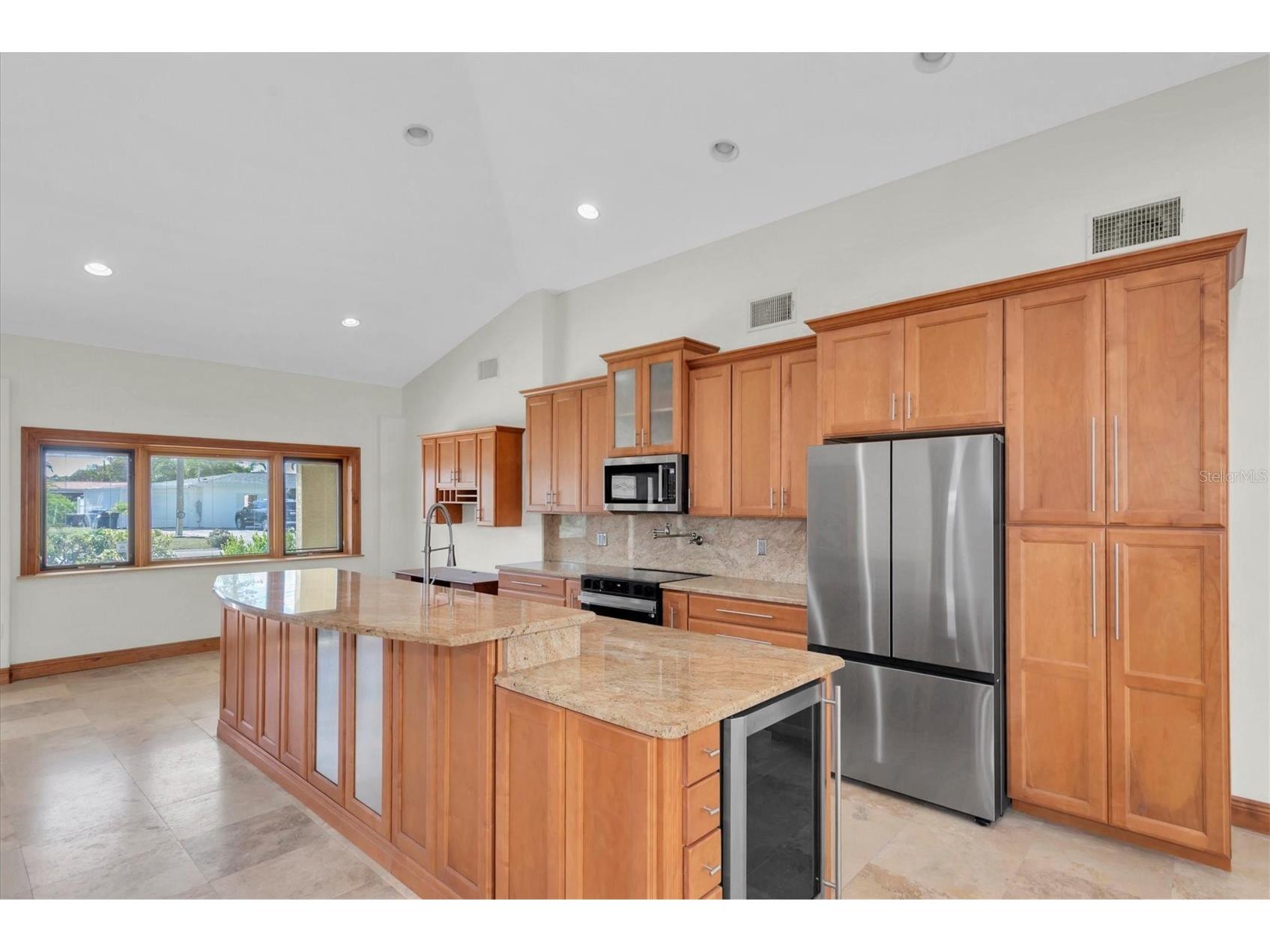 9453 Treasure Lane NE Saint Petersburg FL 33702 TB8463125 image6