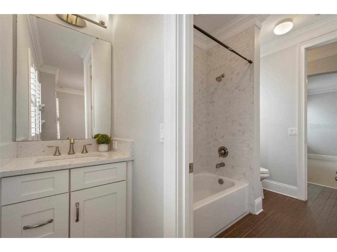 9454 Becker Court Orlando FL 32827 O6282407 image75