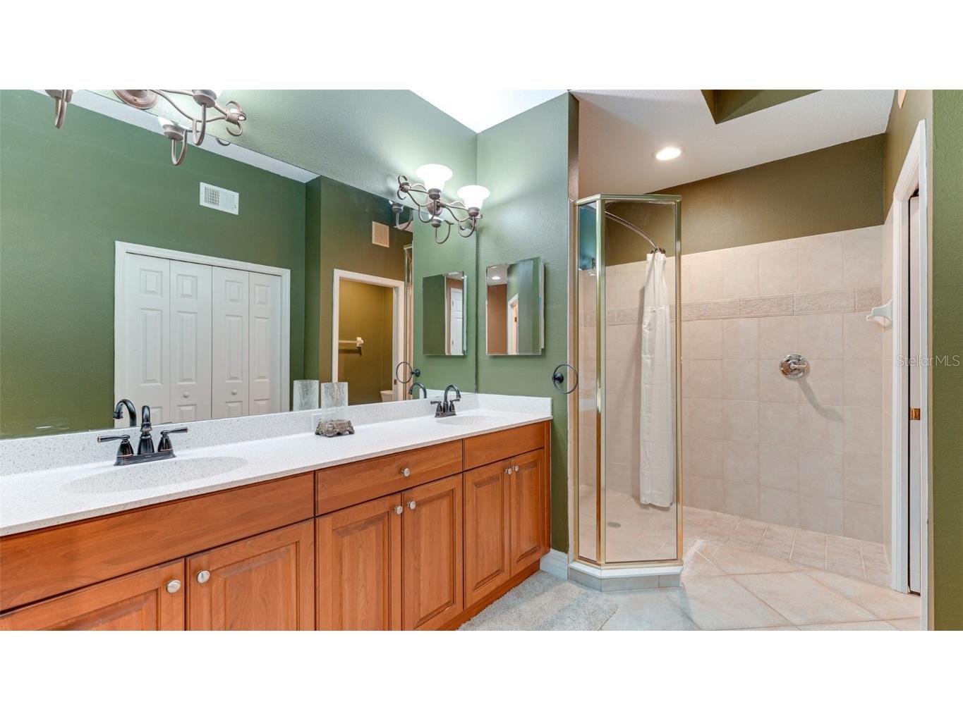 9454 Discovery Terrace #101A Bradenton FL 34212 A4556571 image17