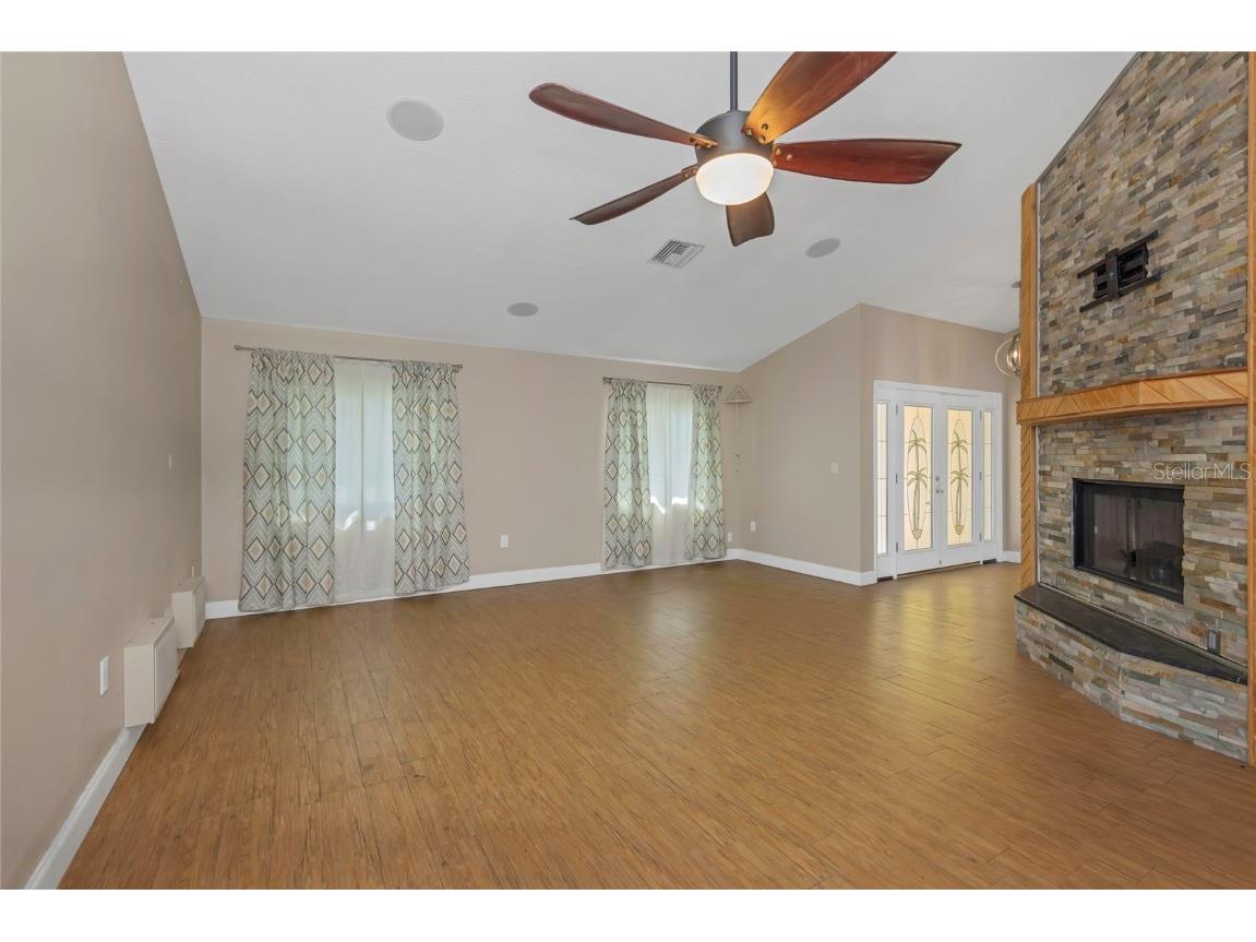 9455 Laura Anne Drive Seminole FL 33776 TB8398982 image12