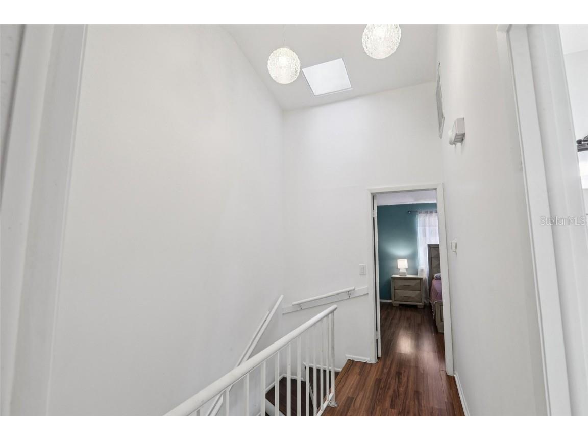 9456 Forest Hills Circle Tampa FL 33612 TB8412329 image12