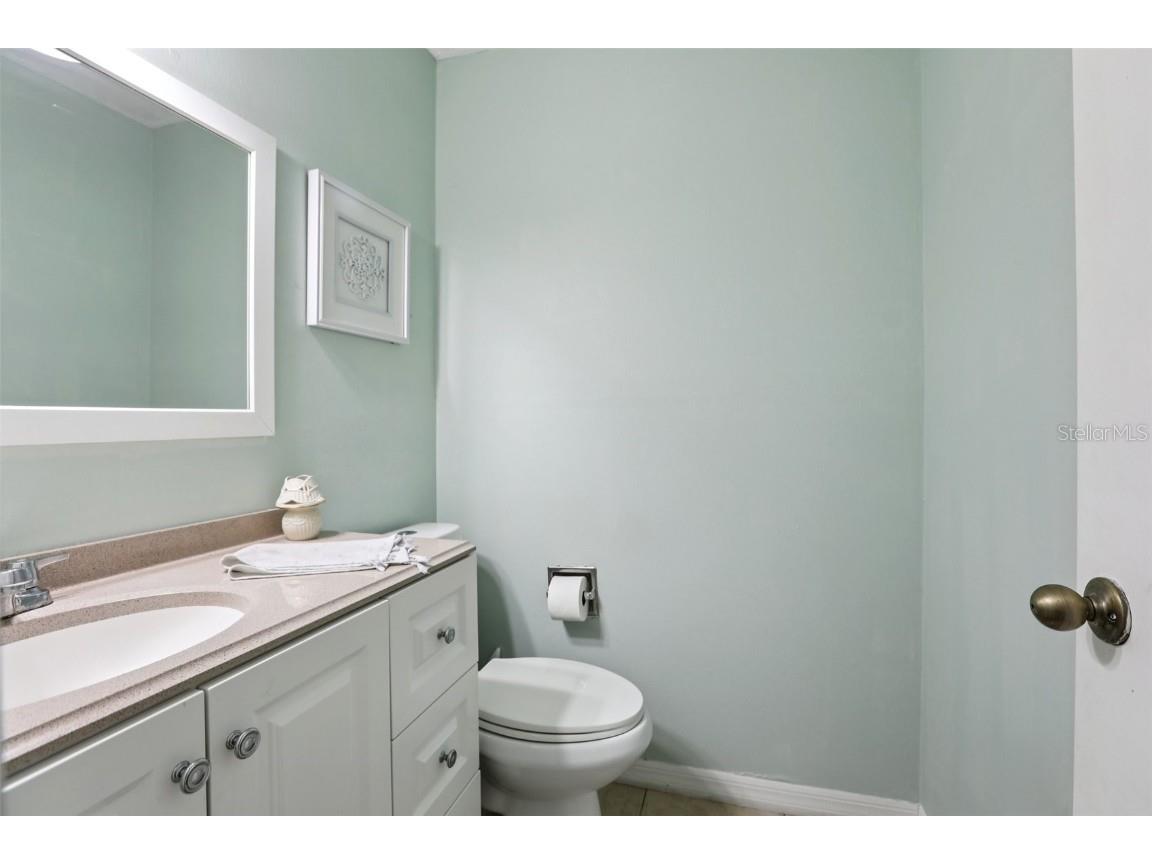 9456 Forest Hills Circle Tampa FL 33612 TB8412329 image14