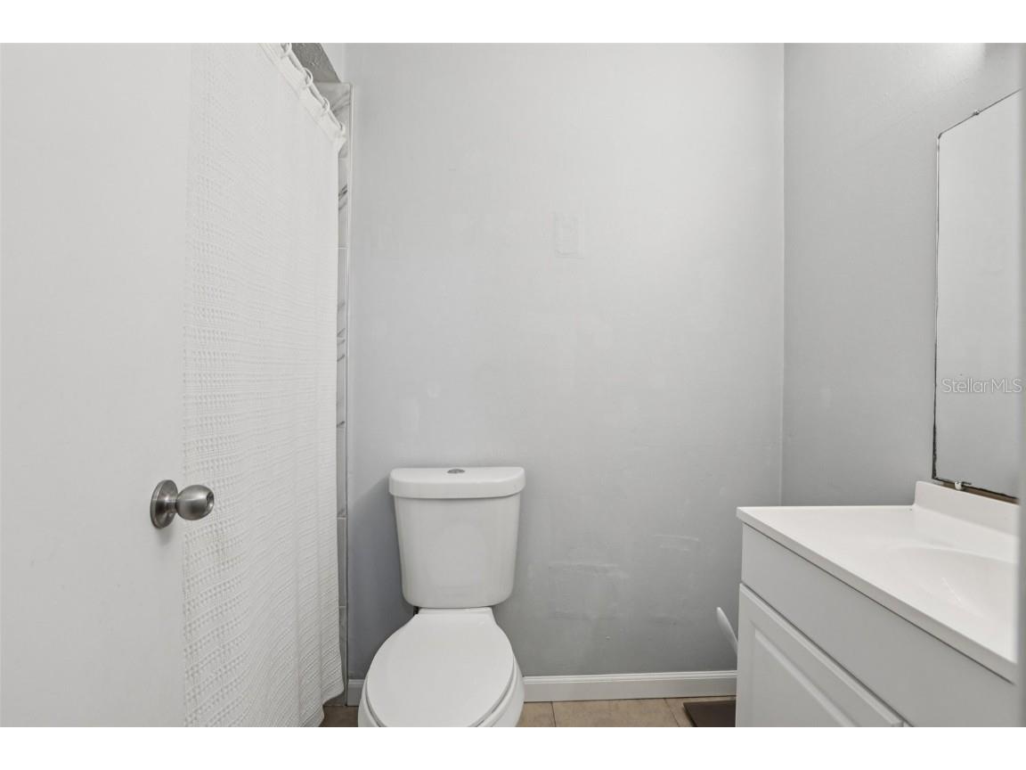 9456 Forest Hills Circle Tampa FL 33612 TB8412329 image18