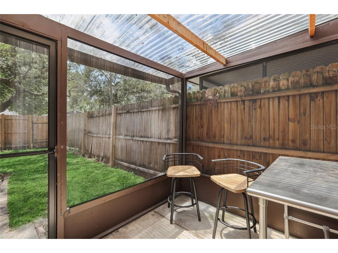 9456 Forest Hills Circle Tampa FL 33612 TB8412329 image24