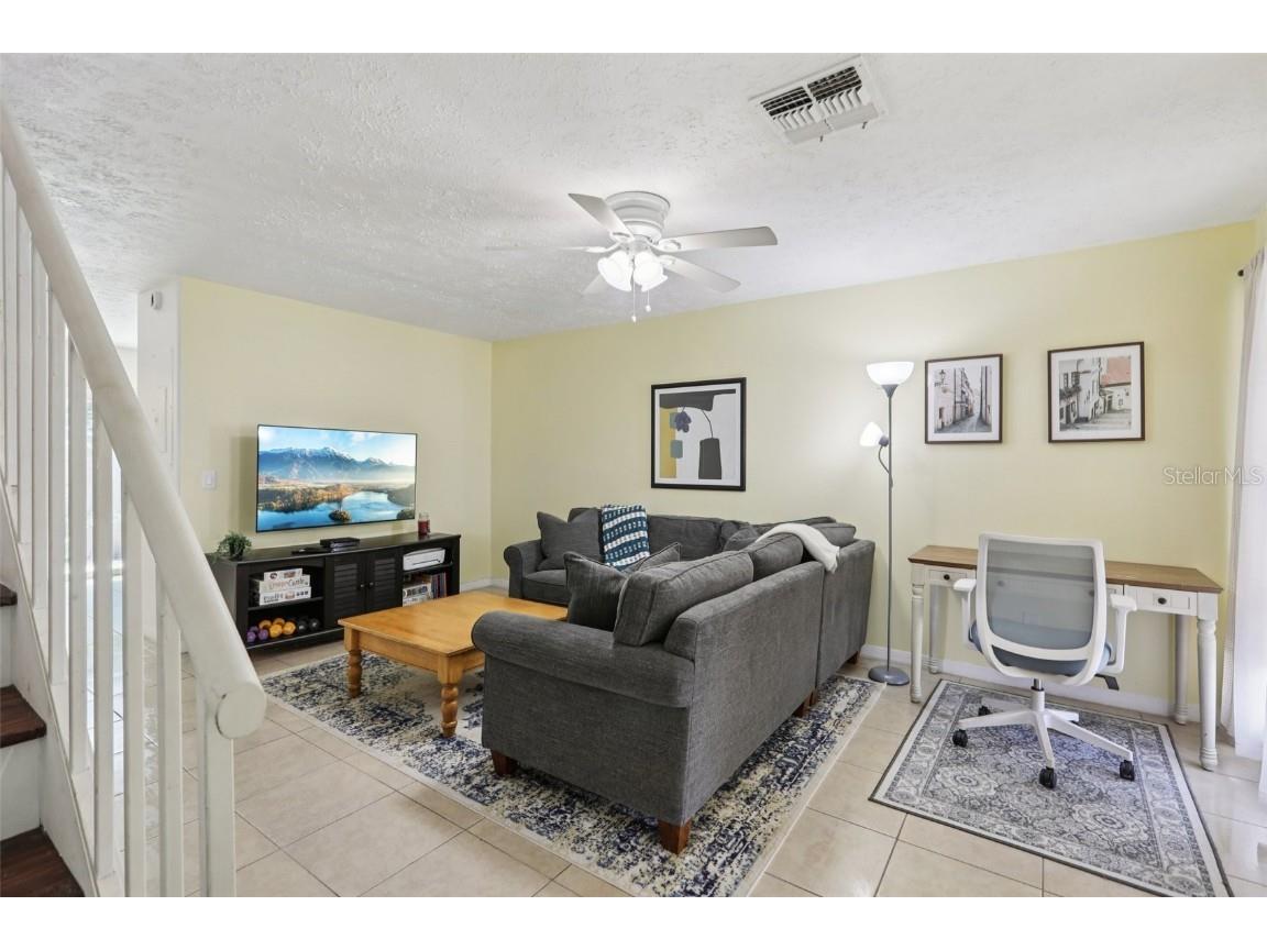 9456 Forest Hills Circle Tampa FL 33612 TB8412329 image5