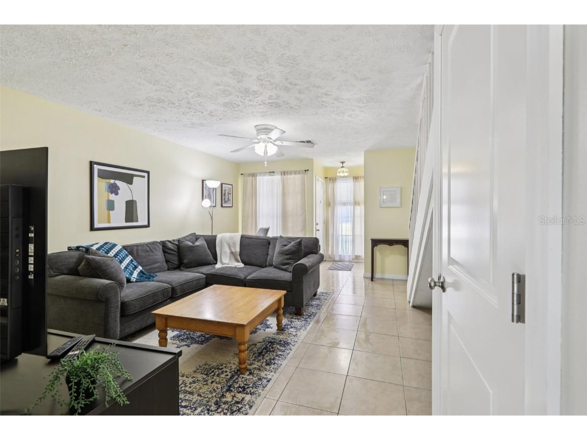 9456 Forest Hills Circle Tampa FL 33612 TB8412329 image6