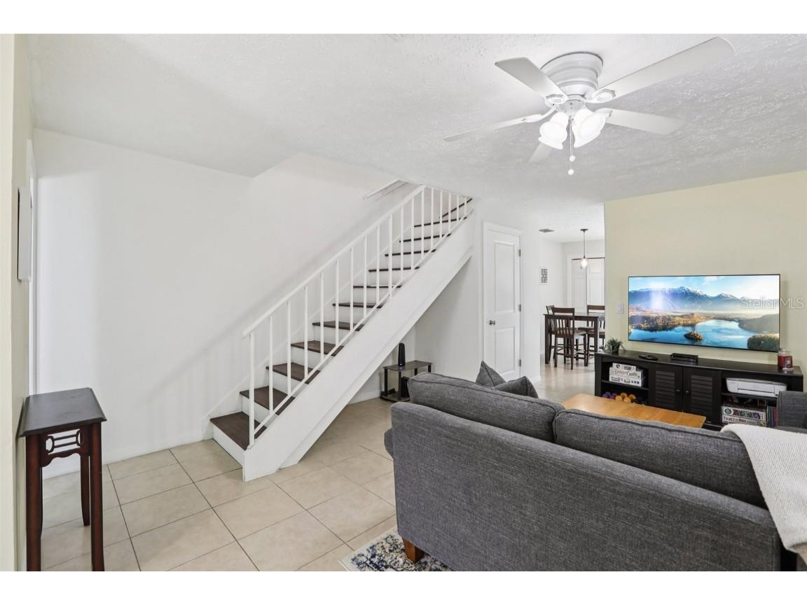 9456 Forest Hills Circle Tampa FL 33612 TB8412329 image8