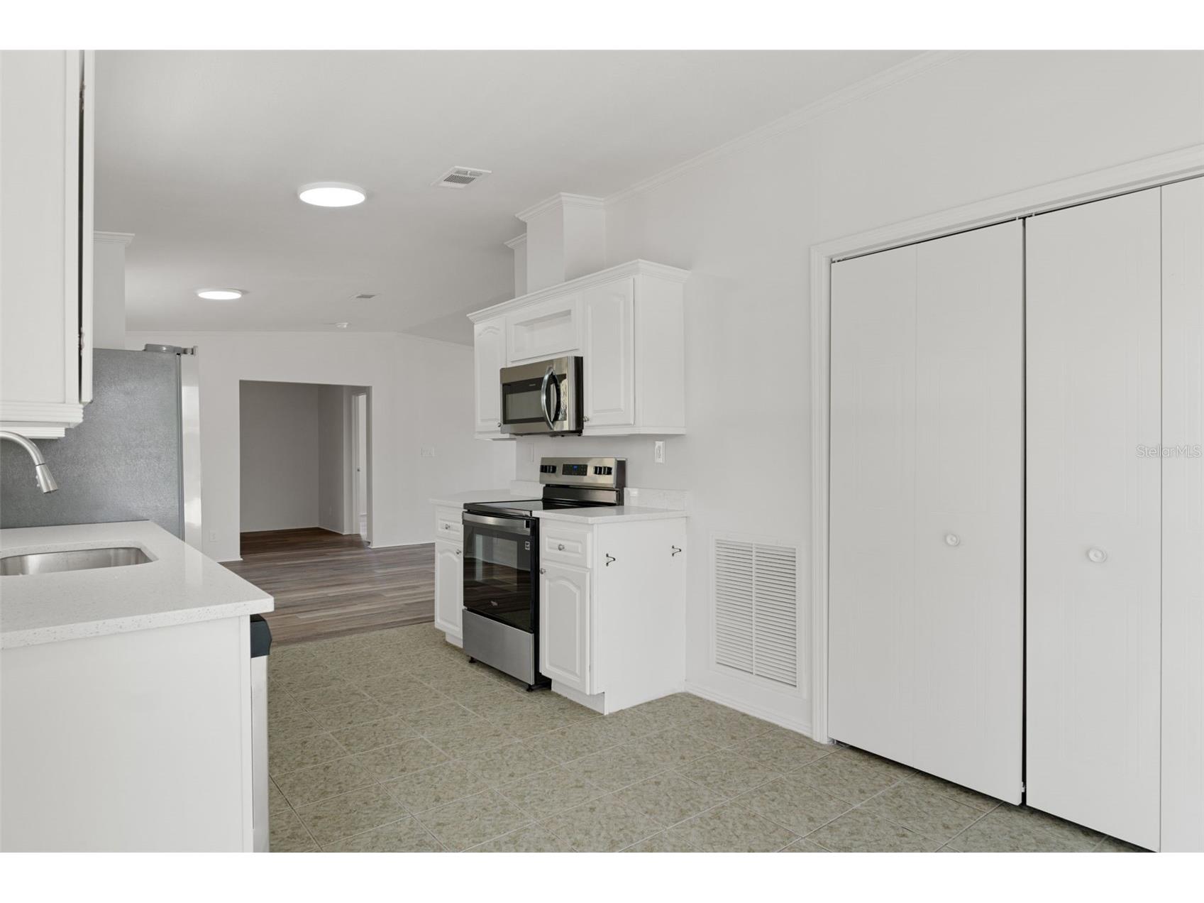 9457 Scepter Avenue Brooksville FL 34613 W7885322 image18