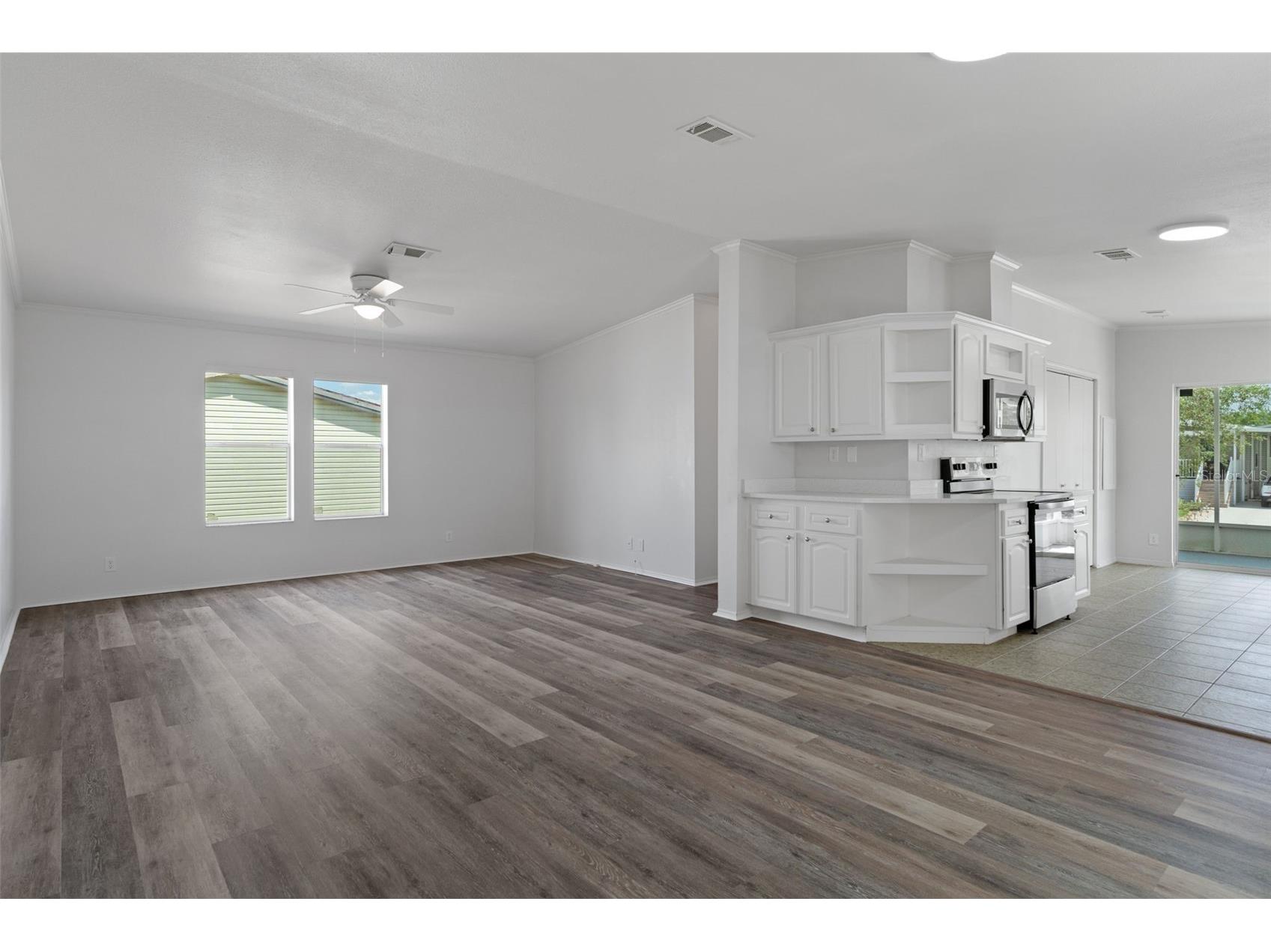 9457 Scepter Avenue Brooksville FL 34613 W7885322 image7