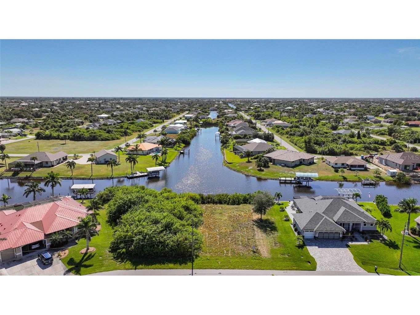 9458 Bluegill Circle Port Charlotte FL 33981 - PANAMA WATERWAY C7517310 image1