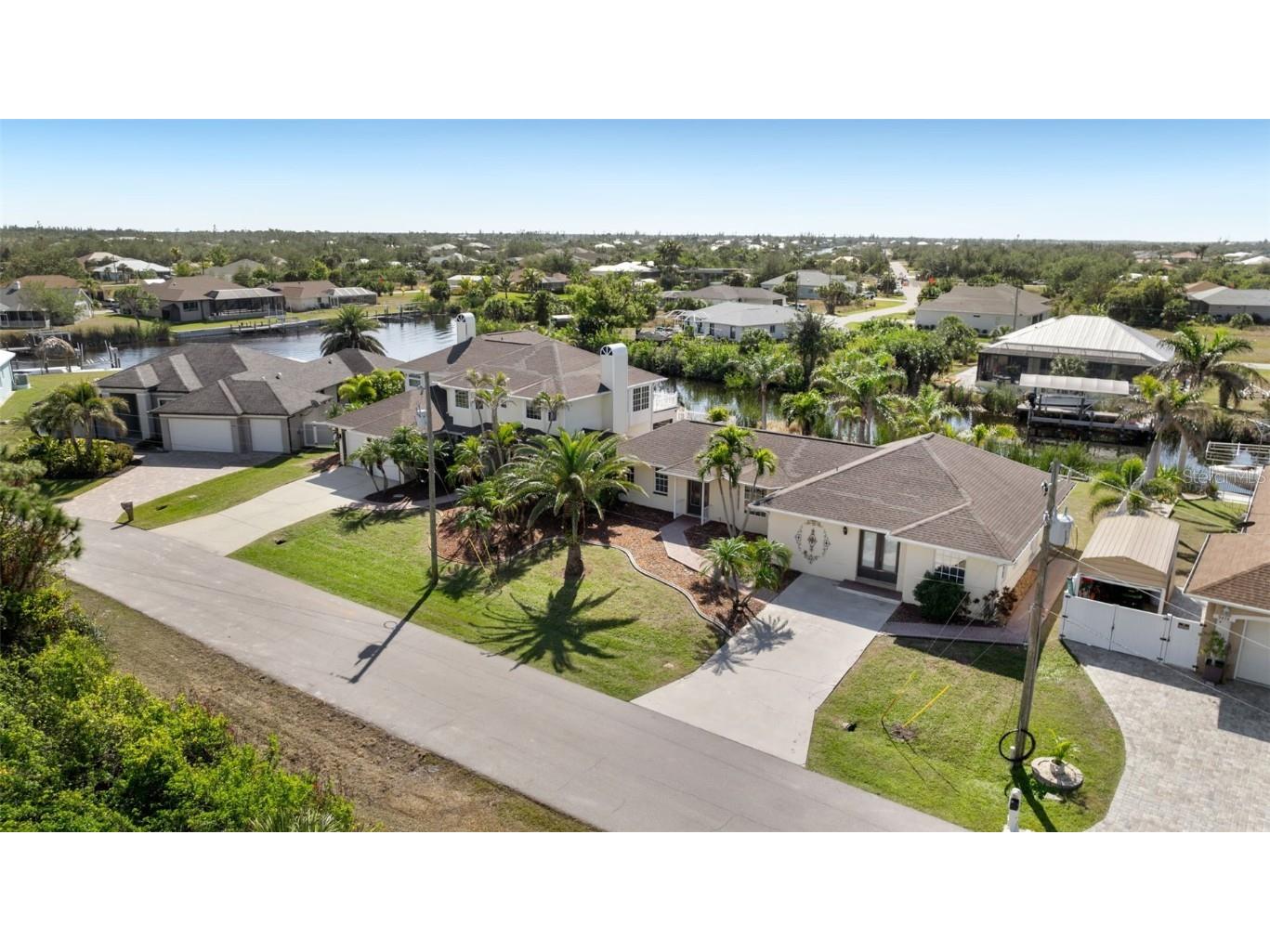 9458 Snapper Circle Port Charlotte FL 33981 C7503403 image1