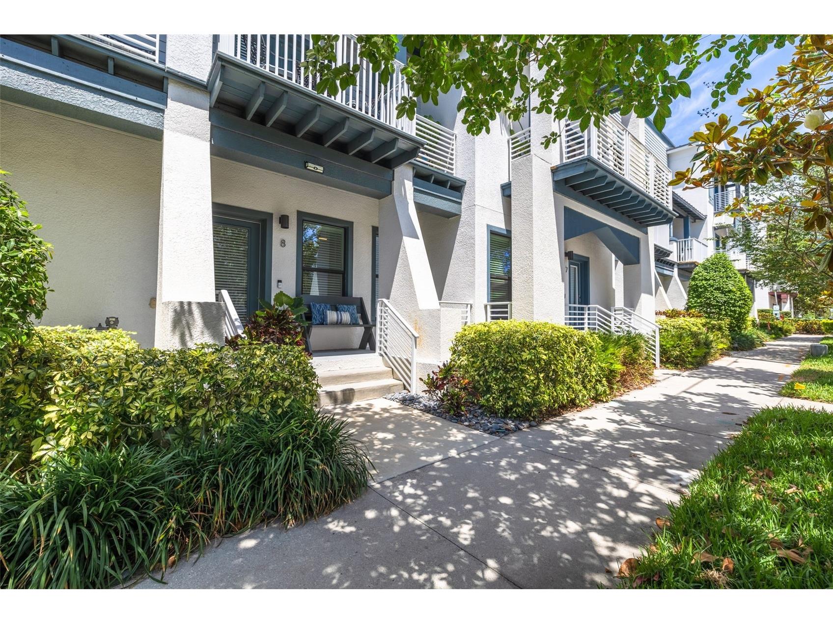 946 Highland Avenue #8 Dunedin FL 34698 TB8505318 image1