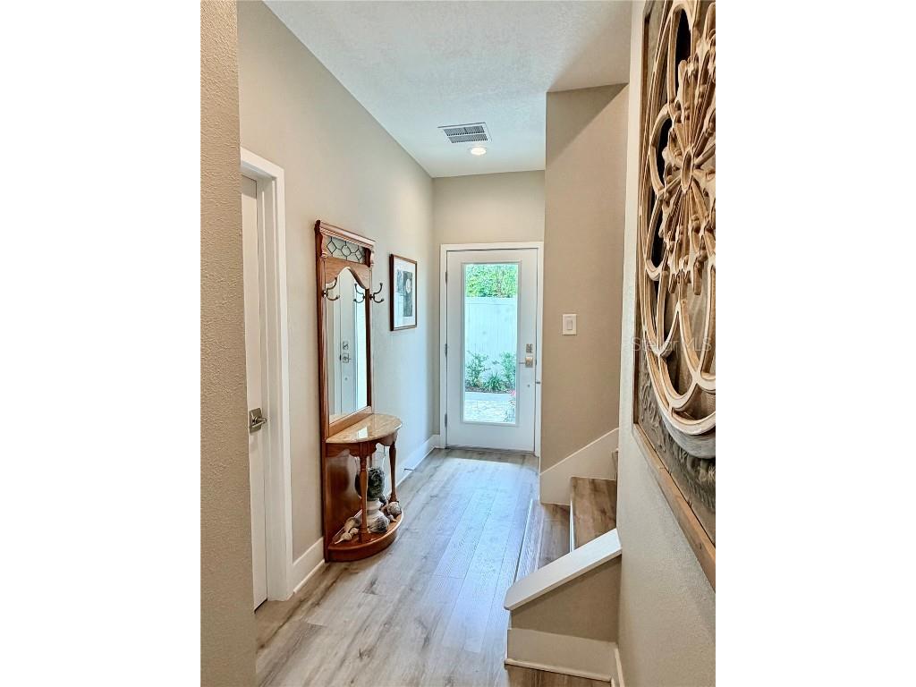 946 Highland Avenue Dunedin FL 34698 TB8441677 image11