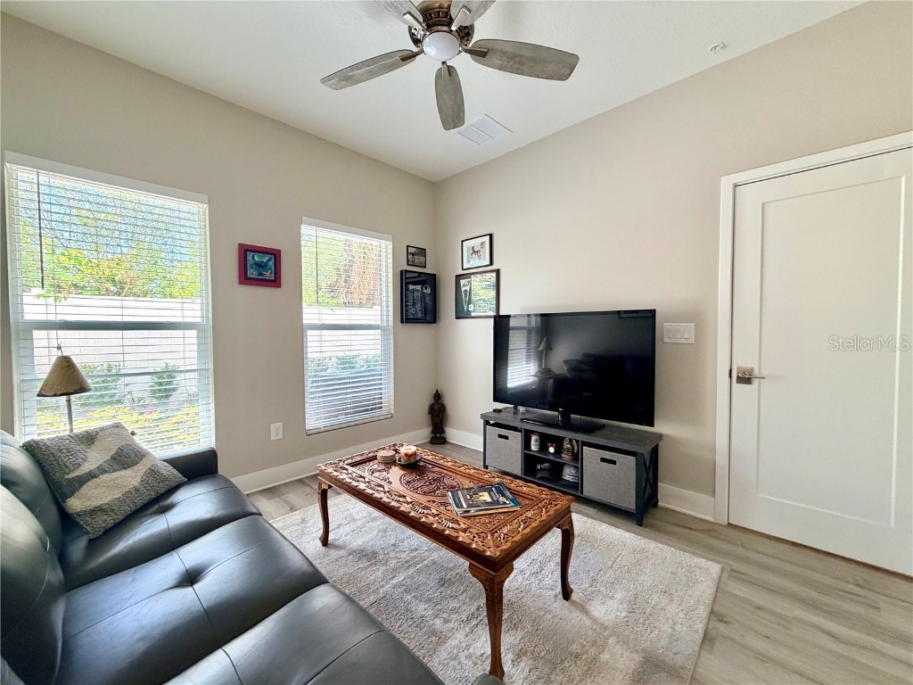 946 Highland Avenue Dunedin FL 34698 TB8441677 image13