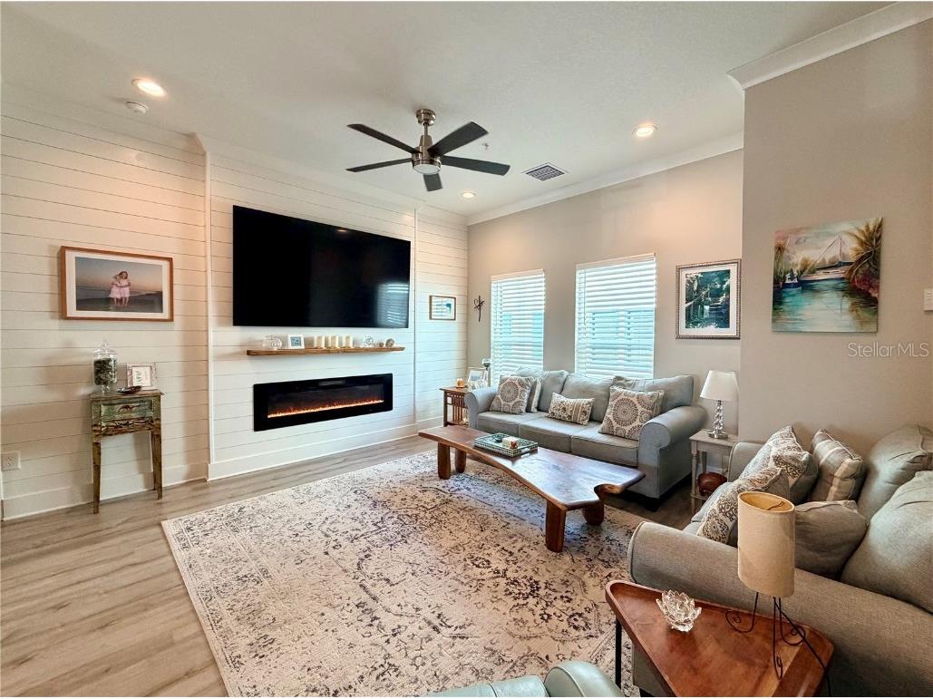 946 Highland Avenue Dunedin FL 34698 TB8441677 image20