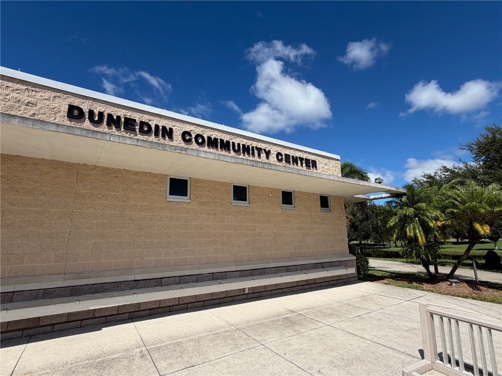 946 Highland Avenue Dunedin FL 34698 TB8446154 image42