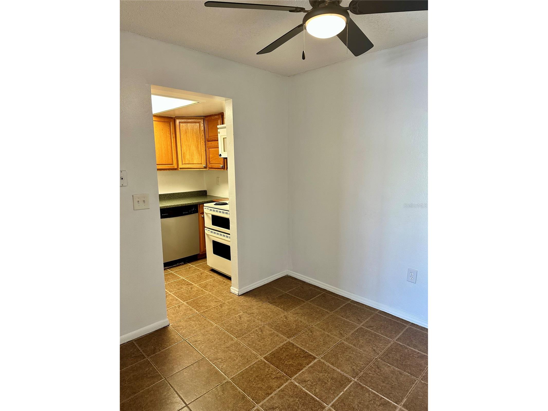 946 Lake Destiny Road #E Altamonte Springs FL 32714 - LAKE DESTINY O6399555 image8