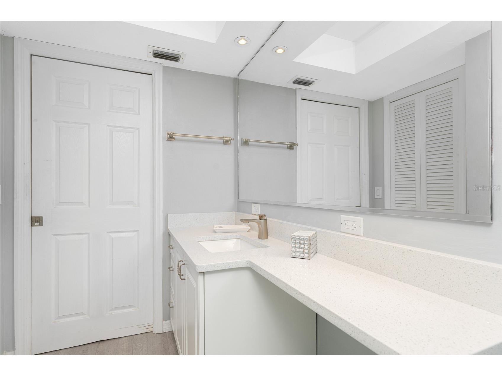 946 Messina Dr Punta Gorda FL 33950 C7520658 image32