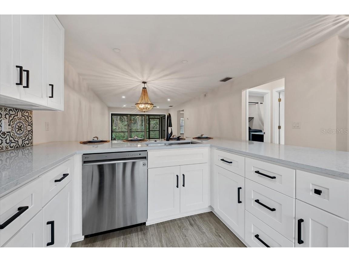 946 N Beneva Road #V-26 Sarasota FL 34232 A4549919 image1