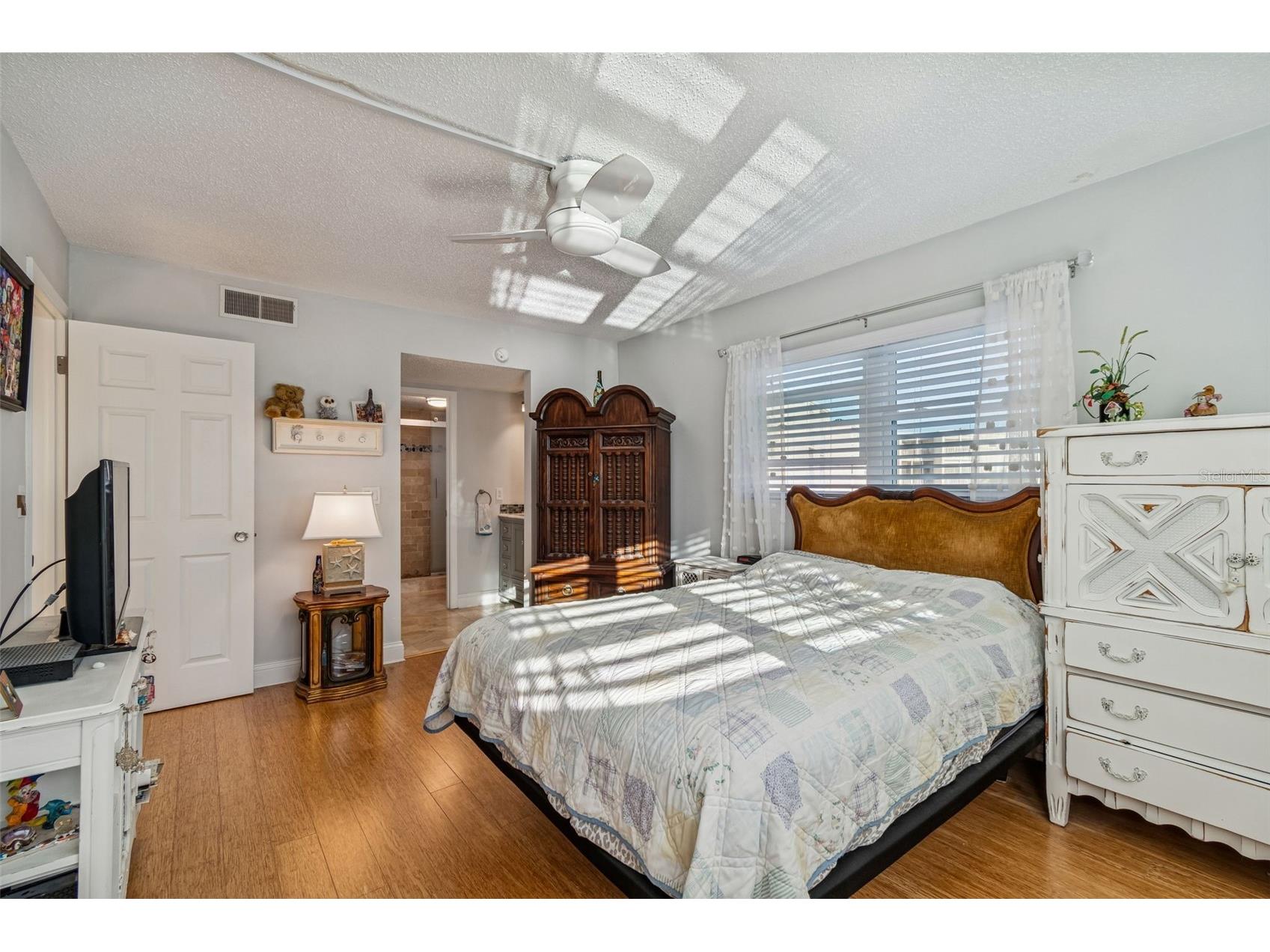 946 Virginia Street #201 Dunedin FL 34698 TB8466338 image12