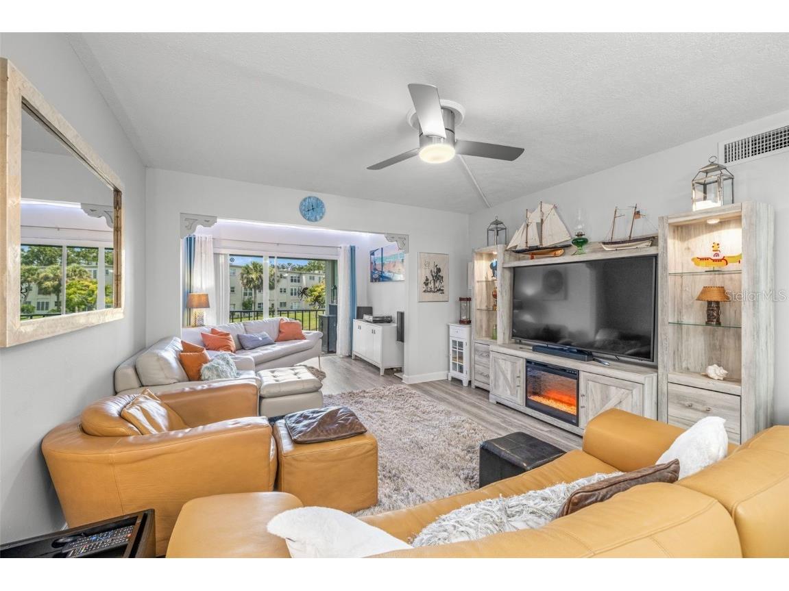 946 Virginia Street #207 Dunedin FL 34698 TB8455147 image14