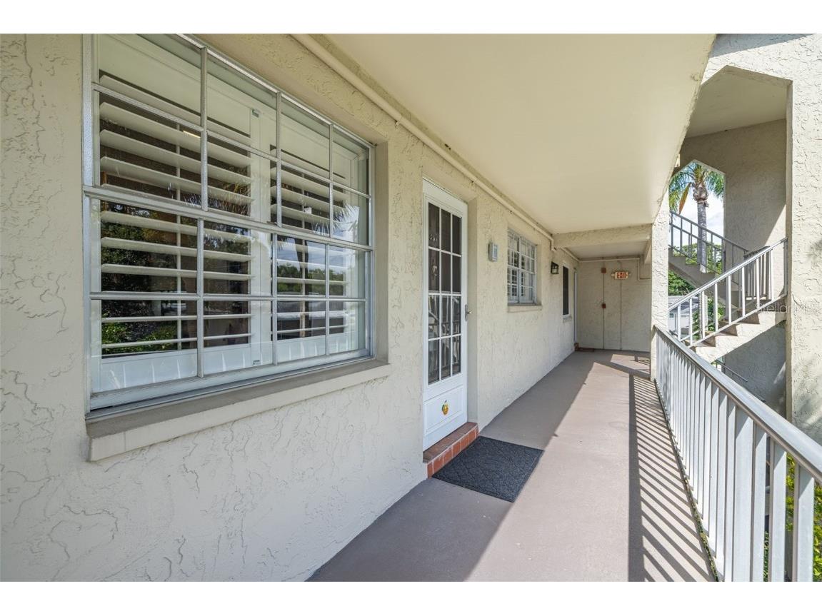 946 Virginia Street #207 Dunedin FL 34698 TB8455147 image2