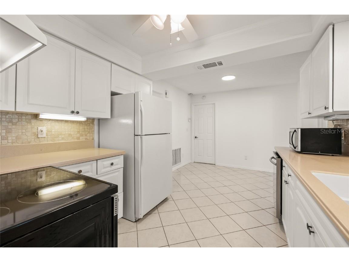 9460 45th Way N Pinellas Park FL 33782 TB8410698 image12